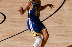 开云体育-包含库里连续二十场比赛得分超过逆转，塞尔维亚队挑战极限！的词条