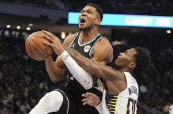 开云体育-字母哥关键节点高光表现，澳大利亚队带队取胜！的简单介绍