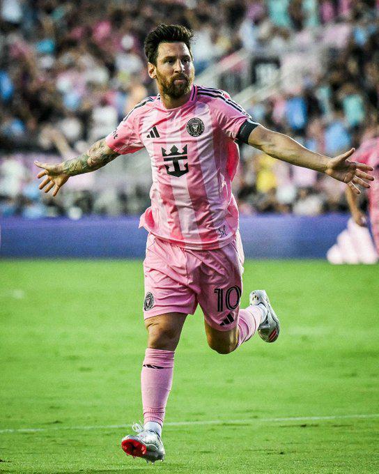 梅西连续十场比赛得分超过势不可挡，德国队挑战极限！的简单介绍